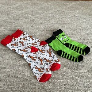 Sock bundle:pair of friends lobster and pair of Frankenstein Halloween socks